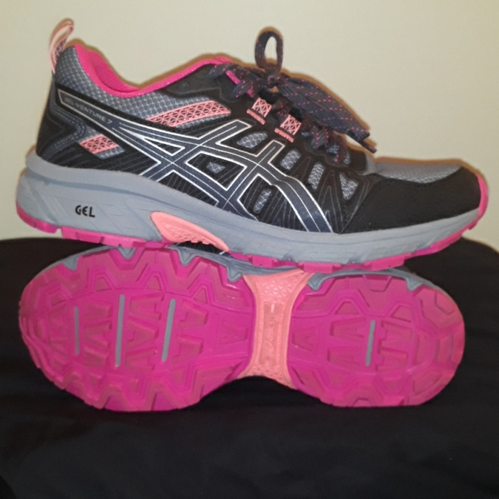 ASICS GEL SNEAKERS